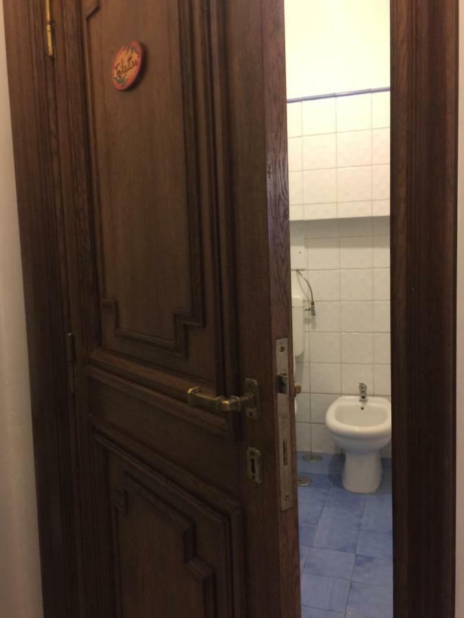 Dimora Dei Mercanti Salerno Exterior foto